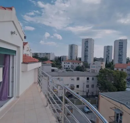 Apartman Nova *